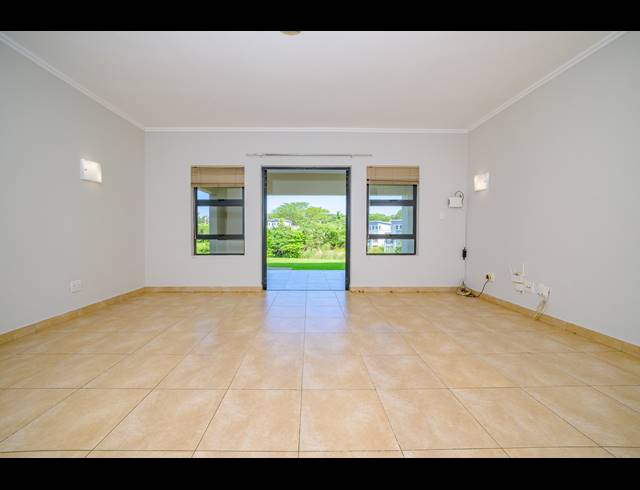 3 BEDROOM APARTMENT FOR SALE IN PALM LAKES ESTATE